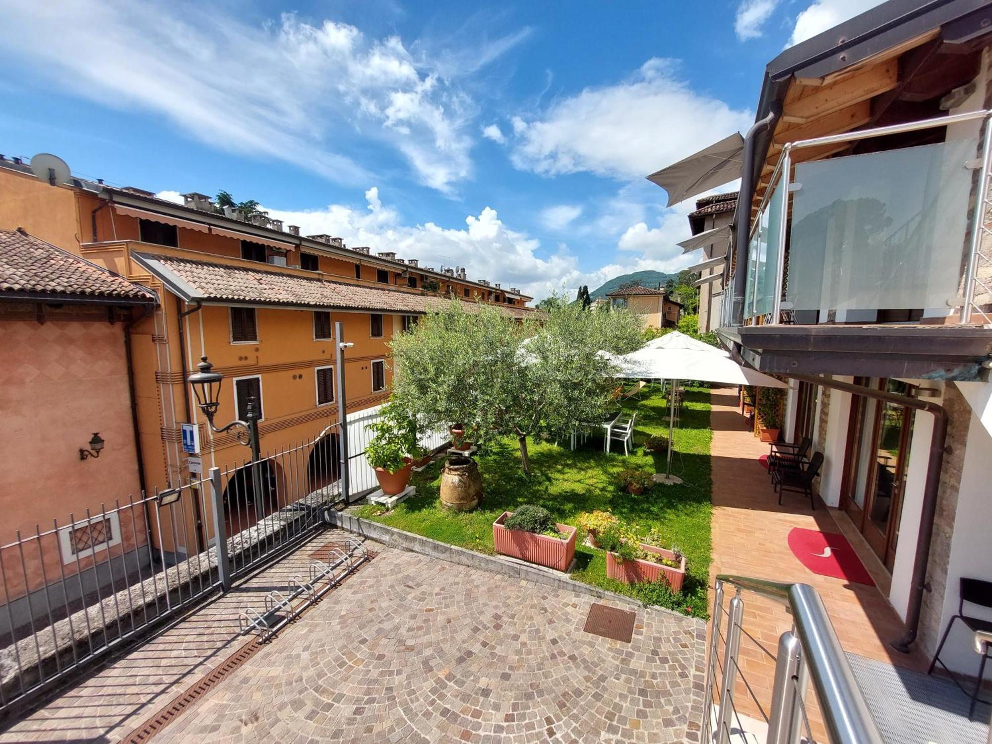 Pizzocolo Resort Fasano Gardone Riviera Eksteriør bilde